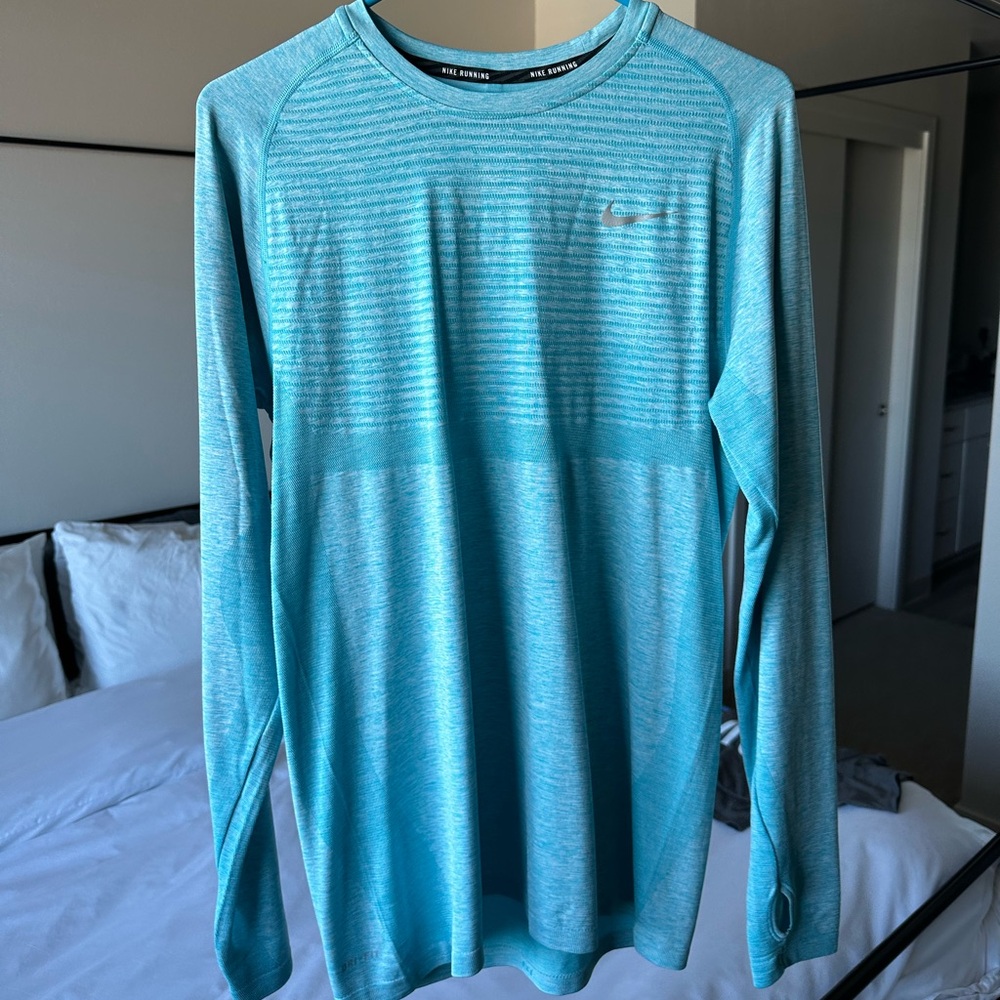 Men’s Nike tech knit running shirt